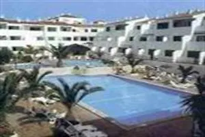 Alondras Park Otel 2*