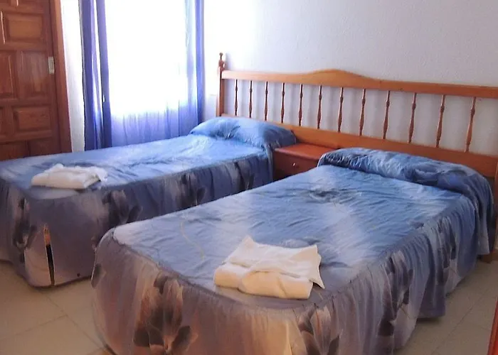 Alondras Park Hotel 2*