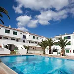 Alondras Park Hotel